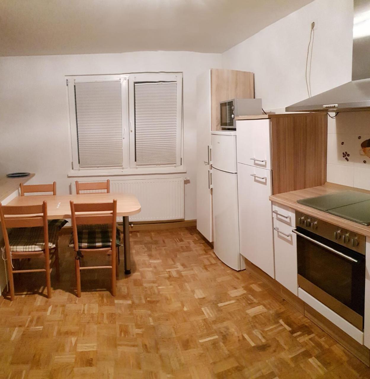 Monteurzimmer Fritsche-tauberbischofsheim Apartment